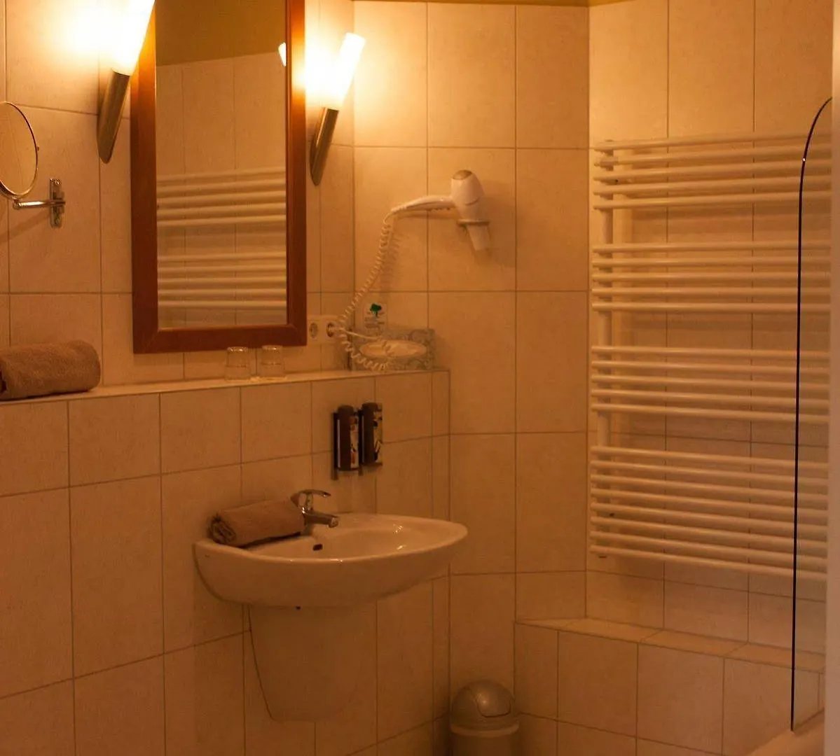Ampervilla Hotel Fahrenzhausen